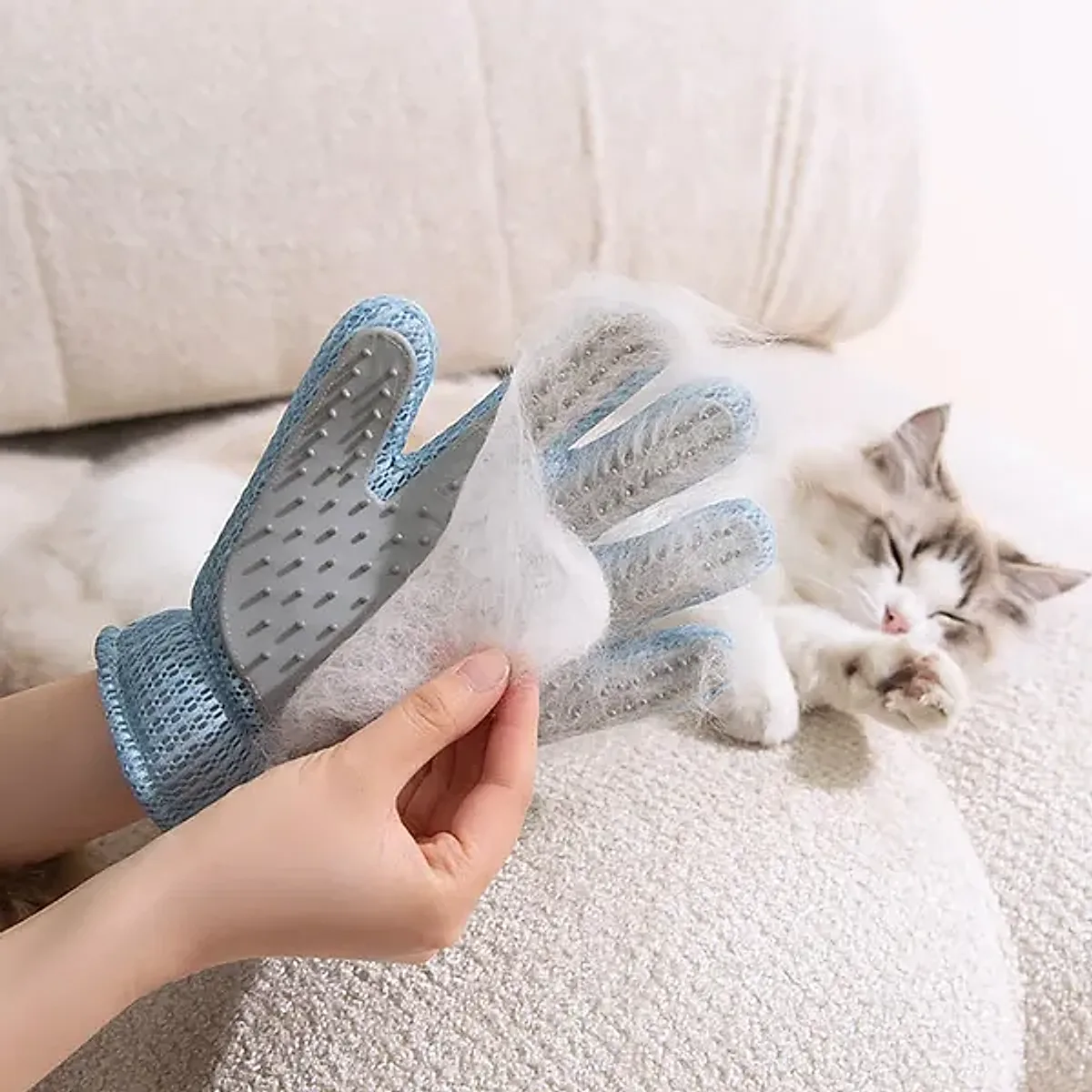 2-In-1 Pet Grooming Glove - Image 3